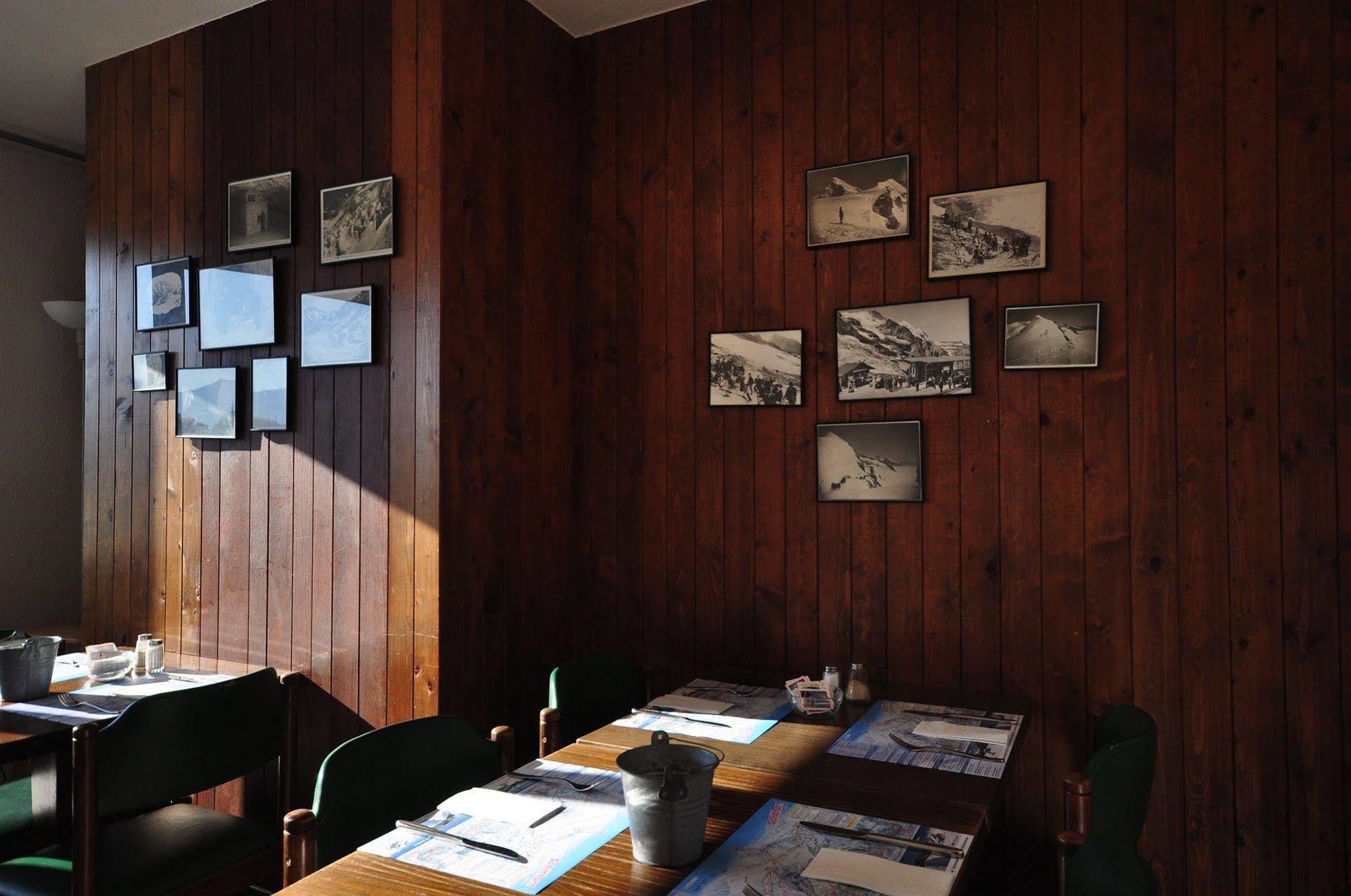 Hotel Merkur - West Station Интерлакен Екстериор снимка